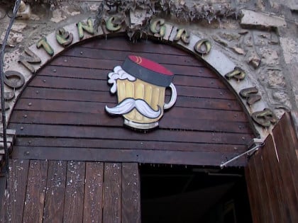 Жена запалила паб у Црној Гори (ВИДЕО)