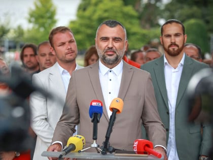 Симић: ПСС тражи хитно успостављање робних резерви хране, енергената и лијекова