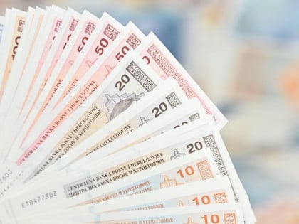 Половина радника у Српској прима плату мању од просјечне