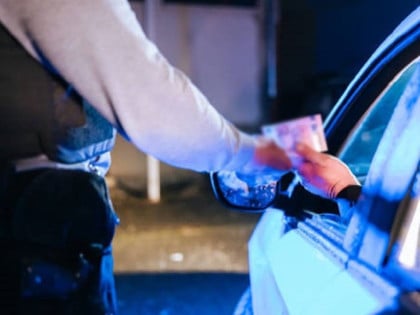 Suđenje kamiondžiji optuženom za davanje mita: „Novac nije bio  za policiju“