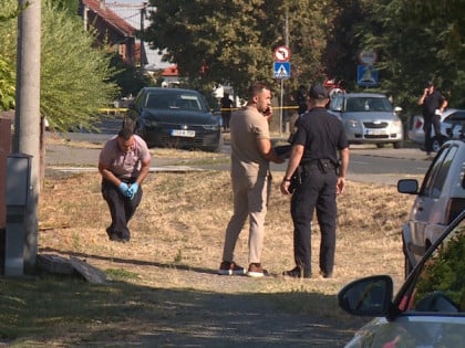 Ranjeni muškarac stabilno, napadači pobjegli na motorima