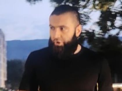 Uhapšen muškarac koji je napao ženu i tinejdžerku na Ilidži: Pojavio se novi snimak napada (VIDEO)