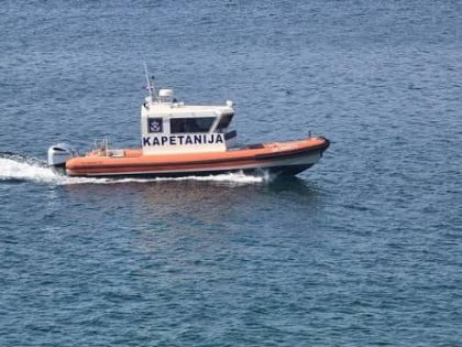 Португалка пронађена жива након осам сати у мору: Трага се за још троје несталих