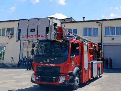 Vatrogasci u Gradišci opremljeni po najsavremenijim standardima