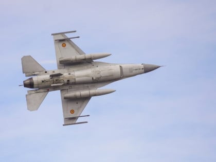 Dron ušao u rumunski vazdušni prostor, podignuti F-16
