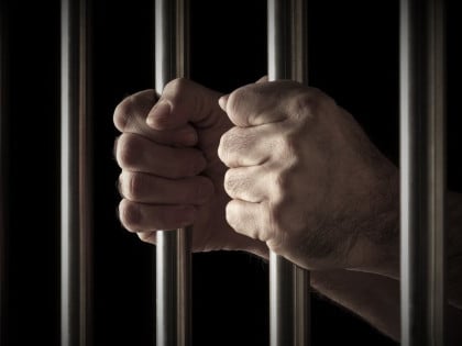 Дервенћанину (49) притвор због сумње да је обљубио дјевојчицу (14)