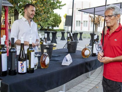 Поезија и вино под звијездама: Србац добио нову културну манифестацију