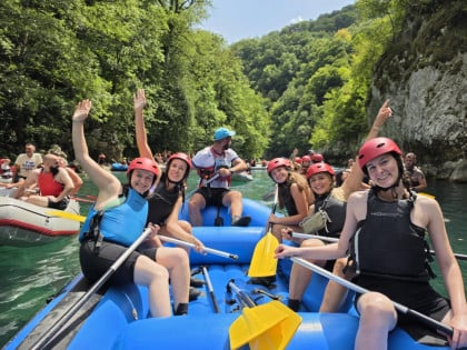 Ljetni kamp okupio mlade u Foči: Tri dana avanture, znanja i druženja