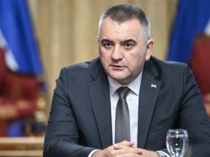 Минић: Влада ће обезбиједити 2,2 милиона КМ за потпуну обнову Студентског центра у Зворнику
