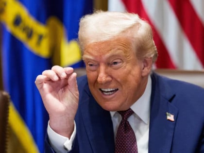 Трамп запријетио: Oрмуски мореуз ће ускоро бити америчка територија