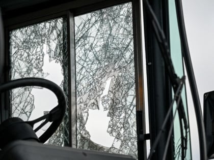 Poginulo dvanaest ljudi u autobuskoj nesreći
