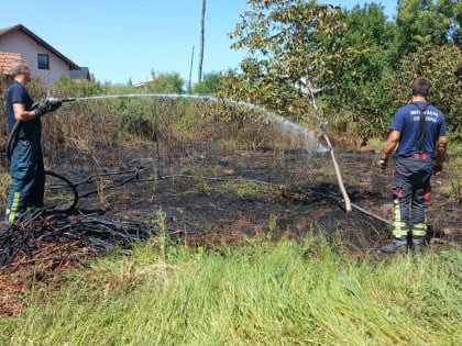 Gradiški vatrogasci imaju pune ruke posla