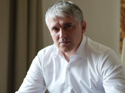 Раде Ракочевић за "Глас": Желим да ми књиге личе на рок албуме