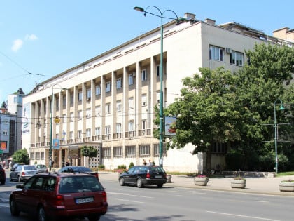 Plata legla, blokada bez kraja