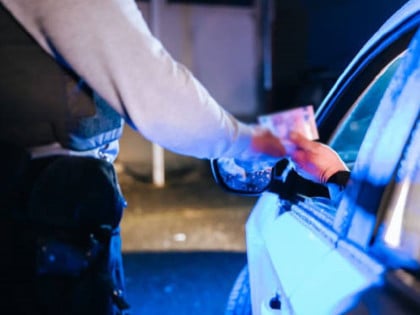 Nagodba: "Piće" za policajce plaća 2.000 maraka!