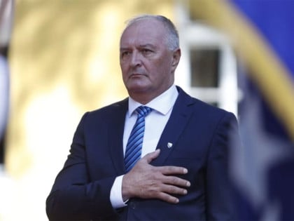 Хелезовом шефу кабинета исплаћене 24.000 КМ отпремнине, па поново именован
