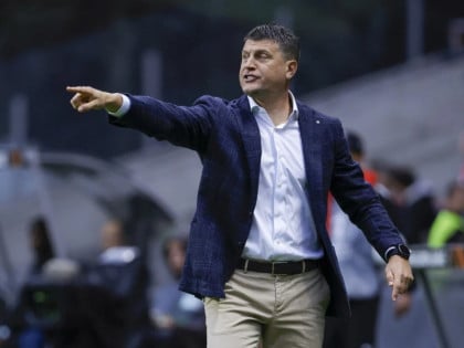Debakl Milojevića na premijeri