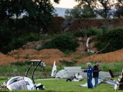 Avion i helikopter se sudarili u vazduhu, ima stradalih