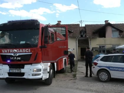 Požar progutao stan, porodice u Ivicima ostale bez krova nad glavom