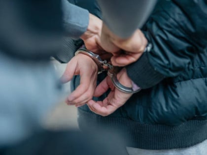 Ухапшено лице због производње и промета опојних дрога