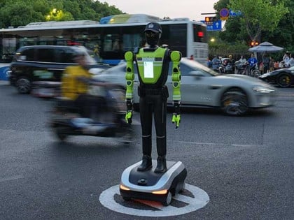Roboti policajci stižu na kineske raskrsnice