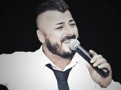 Tuga u Gradačcu: Iznenada preminuo pjevač Samir Kujraković