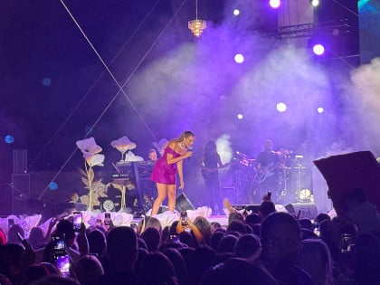 Prijović dva puta prekidala koncert na Kastelu: Pozlilo dvjema osobama iz publike
