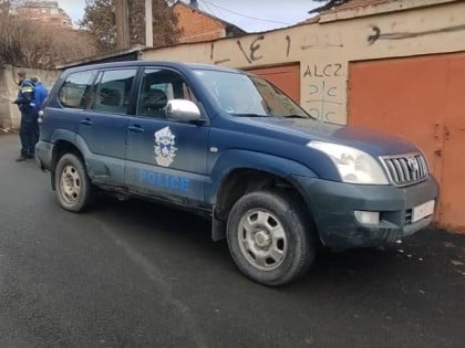 Трудница убијена у пуцњави на КиМ: Супруг се бори за живот, полиција пронашла оружје