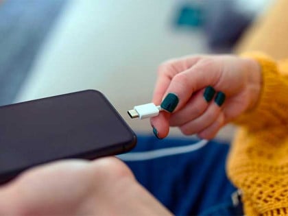 Da li punjač za laptop može uništiti vaš telefon?