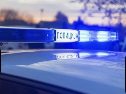 Opljačkao ženu, pa je silovao u ulazu zgrade