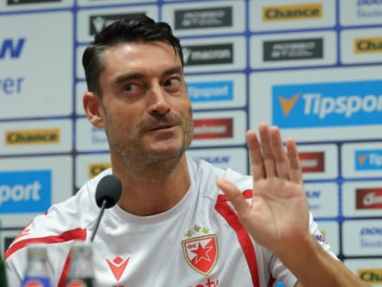 Ријера пред Викторију: Нема повлачења, ко буде играо пасивно – мијењам га!