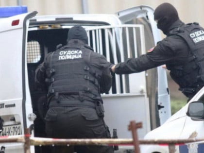 ​Sudski policajci spriječili lopova u bjekstvu