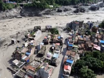 Nepal: Broj poginulih u poplavi porastao je na 579