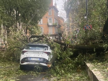 Tornado razorio Kremonu: stotine kuća bez krovova, 43 osobe povrijeđene