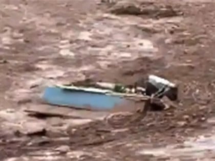 Апокалиптичне поплаве у Америци, има мртвих и несталих