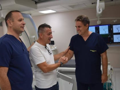 Заједничким снагама спасен живот осмогодишњака из Бањалуке: Љекар се вратио са аеродрома да би га оперисао