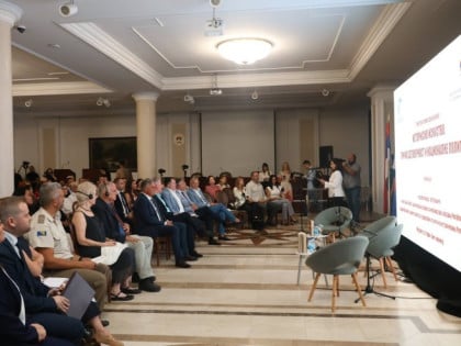 Промовисана књига Ида Нетанјахуа "Јонијева посљедња битка : Операција спасавања у Ентебеу, 1976"