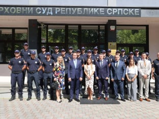 Судска полиција подмлађује кадар, Селак уручио рјешења за приправнике