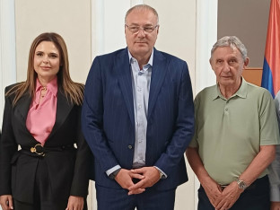 Легенде у служби пројекта "Сигурни спортски кораци у школи"
