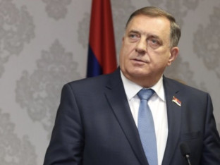 Dodik: Sljedeće godine sve škole u Srpskoj imaće sistem za hlađenje