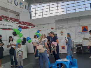 Игра и пјесма окитиле трећи Дјечији сајам
