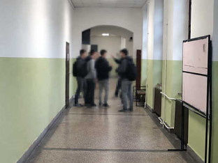 Насиље у школи у Ивањици: Тинејџери напали вршњака