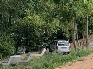 Дивљање у Бањалуци: Аутом улетио у пјешачку зону и правио хаос (ВИДЕО)