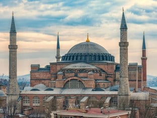 Испод Свете Софије у Истанбулу откривено 9 километара подземних тунела