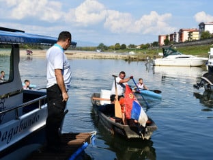Dragoslav Šinik nakon 29 dana veslanja drvenim čamcem stigao u Gradišku