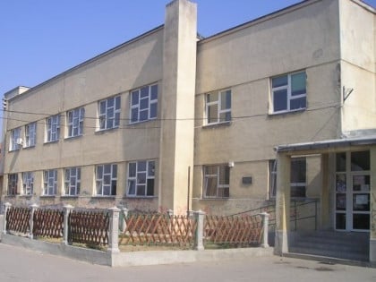 У једну од најстаријих школа у Србији уписана 163. генерација ђака