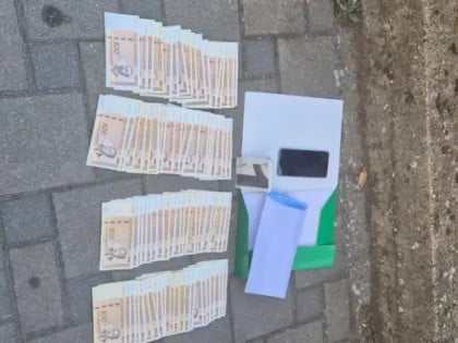 Инспектор из Бијељине пао због мита: Код њега пронађено око 20.000 КМ