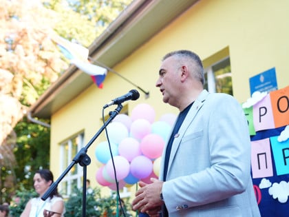Минић: Циљ институција да дјеци обезбиједе мирно и срећно школовање