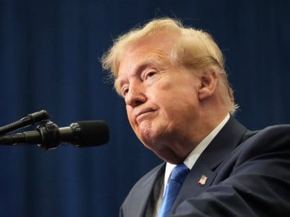 Трамп: Споразум са Ираном не вриједи ни папира на којем је написан