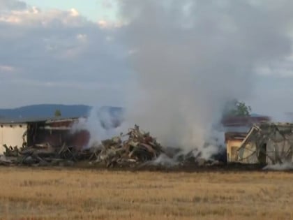 Požar u pilani kod Bijeljine i dalje aktivan